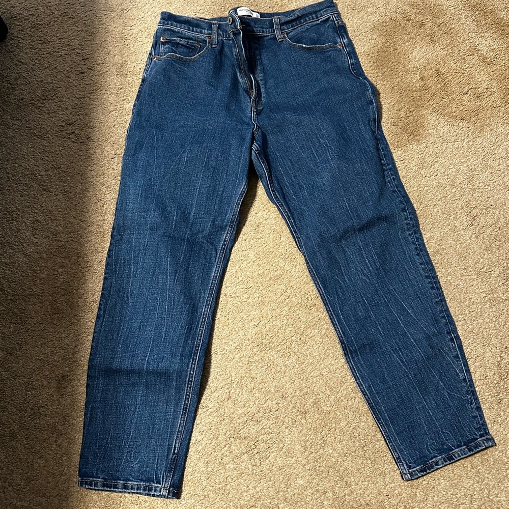 NWOT Abercrombie & Fitch High Rise Mom Jean 14/32